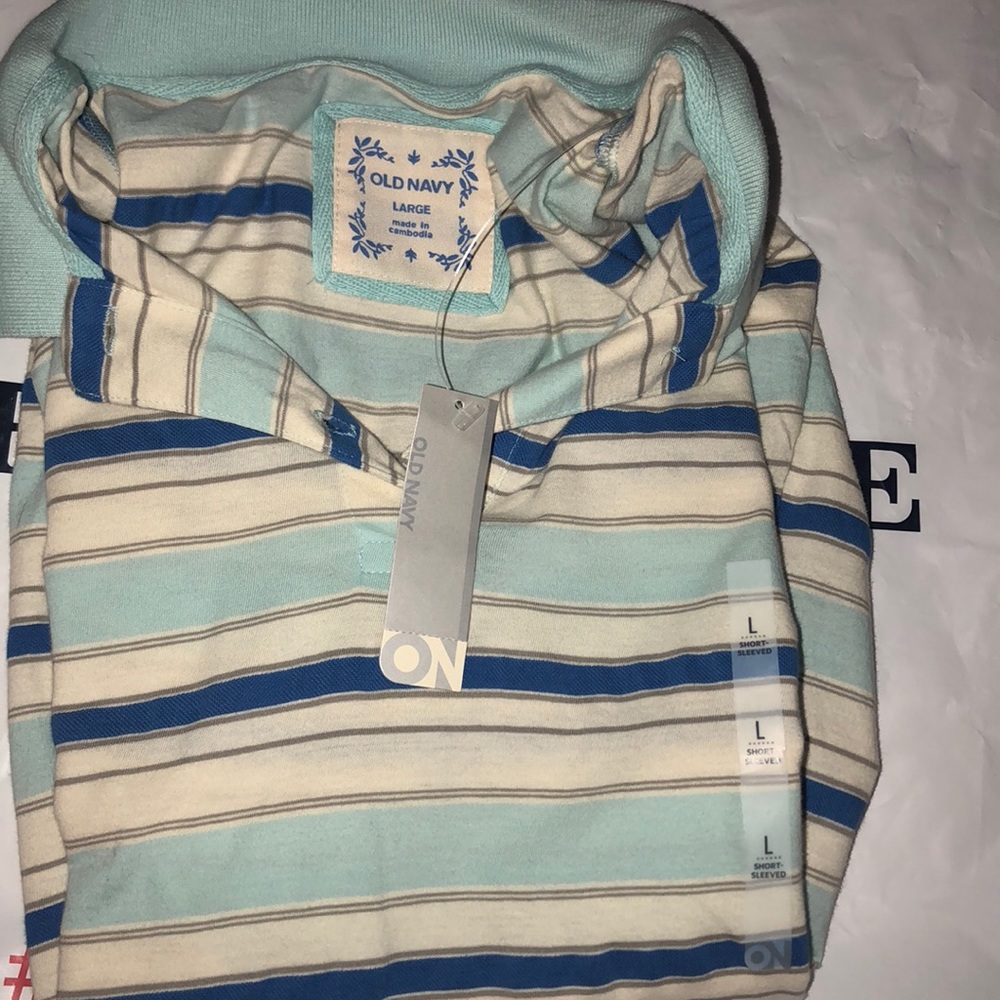 V-neck polo